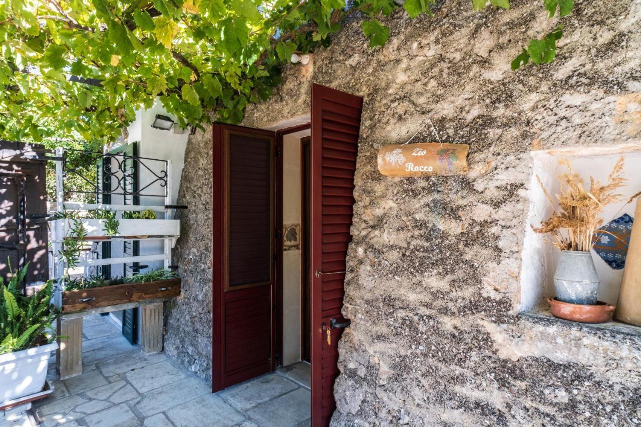 Palacca, Trullo Salentino Andrano Buitenkant foto