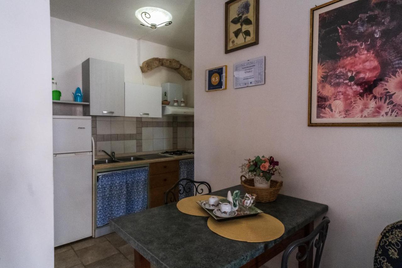 Palacca, Trullo Salentino Andrano Buitenkant foto